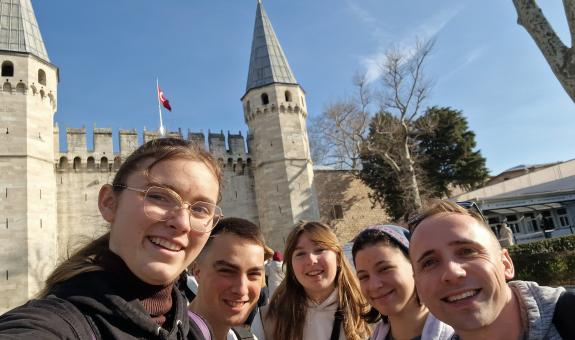 Dijakinje BIC Ljubljana v Istanbulu 2024