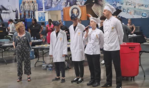 Študenti BIC Ljubljana na tekmovanju Nasa Hunch Culinary Challenge 2024