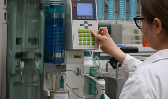 Obisk laboratorjijev podjetja KOTO študenti živilstva in prehrane