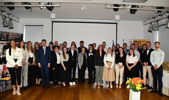 Podeljene diplome 85 novim diplomantkam in diplomantom Živilstva in prehrane ter Gostinstva in turizma