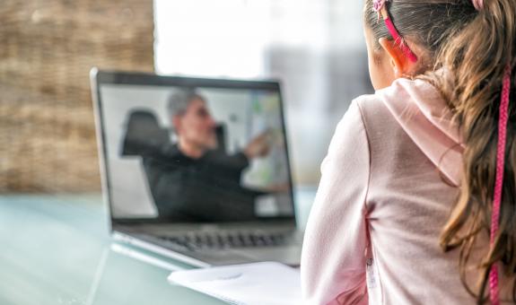 INFORMATIVNI DNEVI: VSAK ČETRTEK POGOVOR V ŽIVO ZA BODOČE DIJAKE