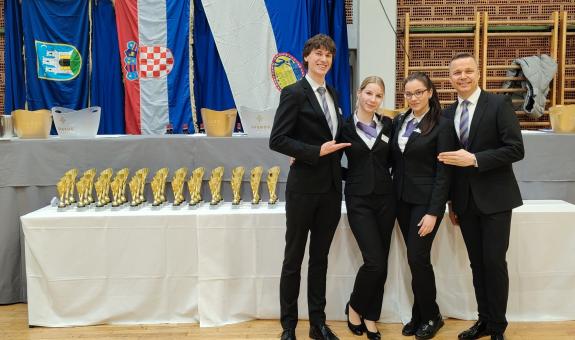 BIC Ljubljana na 6. mednarodnem barmanskem tekmovanju Badel Barmen Junior Cup v Zagrebu  Naši študenti Višje strokovne šole BIC Ljubljana
