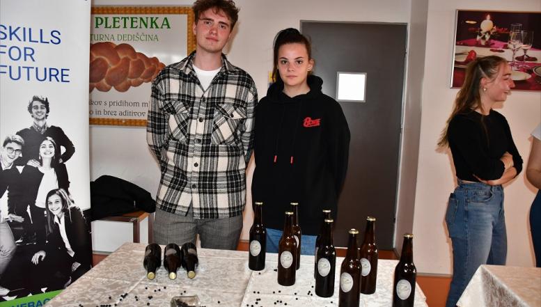 Podjetje Juni beer d.d. Pivo z dodatkom brinovega žganja 